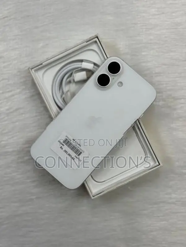 Apple iPhone 17 256GB (Used)