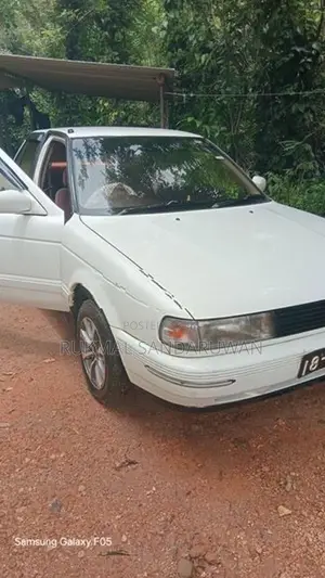 Nissan Sunny 1991