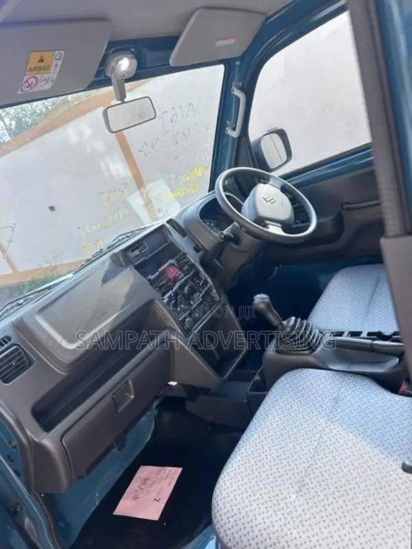 Suzuki Carry 2024