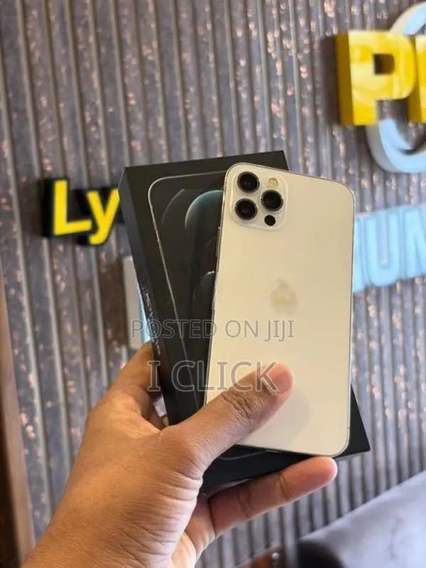Apple iPhone 12 Pro Usd (Used)