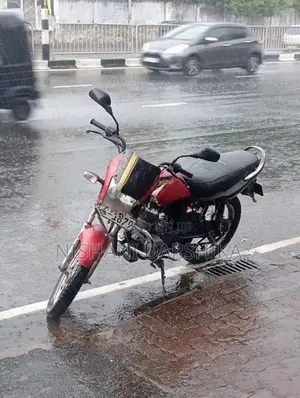Bajaj Platina 100 2008