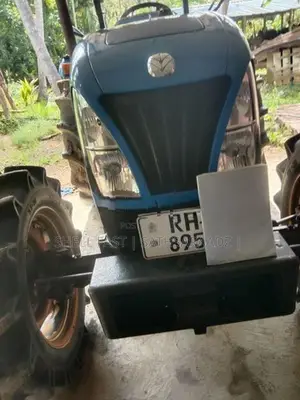 New Holland 4710 2021