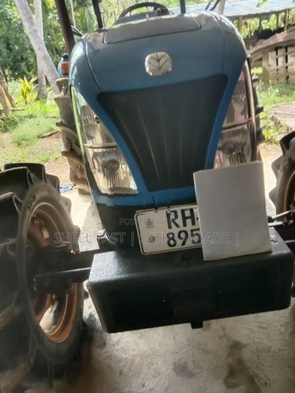 New Holland 4710 2021