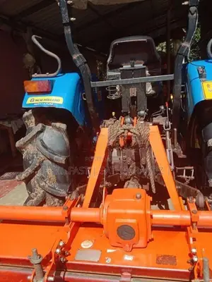 New Holland 4710 2021