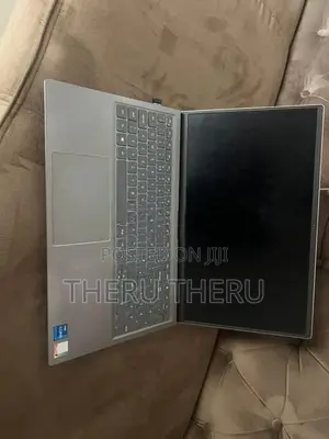 Dell 21H2 Laptop