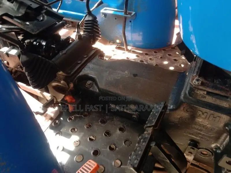 New Holland 4710 2021