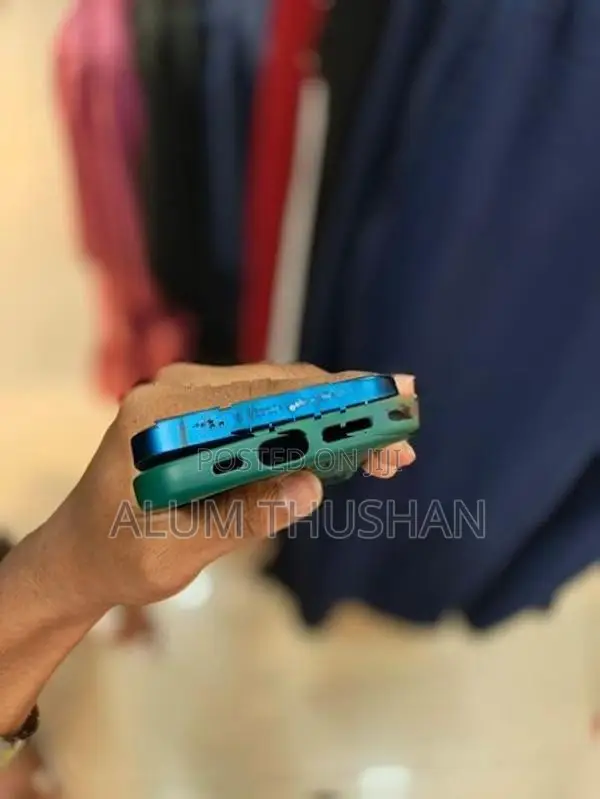 Apple iPhone 12 (Refurbished)