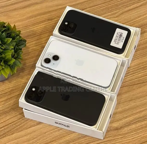 Apple iPhone 15 128GB (Used)