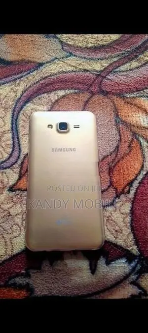 Samsung Galaxy J7 (Used)