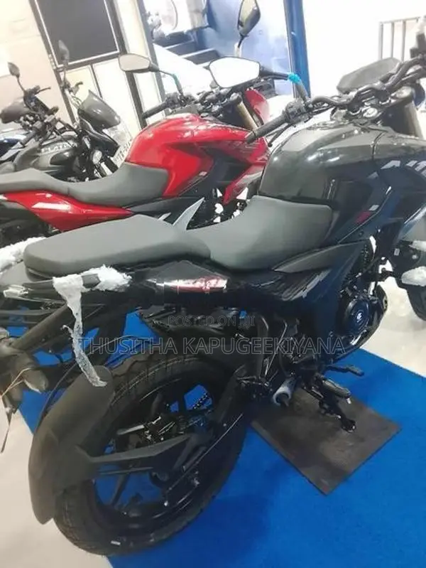 Bajaj Pulsar NS160 2026