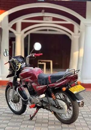 Bajaj CT100 2010
