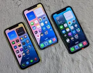 Apple iPhone 11 (Used)