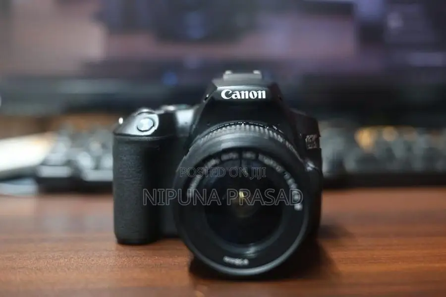 Canon EOS 250D DSLR Camera with 18-55 Lens