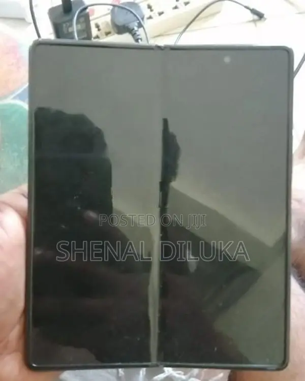Samsung Galaxy Z Fold 2 (Used)