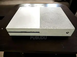X Box One S 1TB with Games