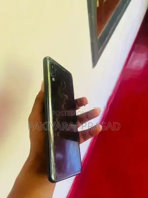 Samsung Galaxy A20 (Used)