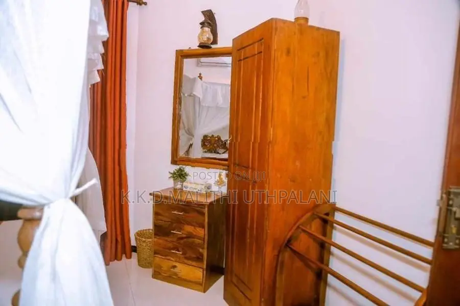 Furniture Separate House For Rent Mountlavinia