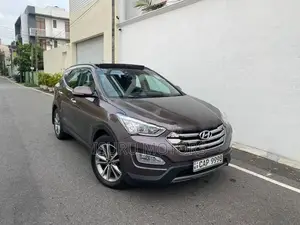 Hyundai Santa Fe Fully Loaded Diesel 2015