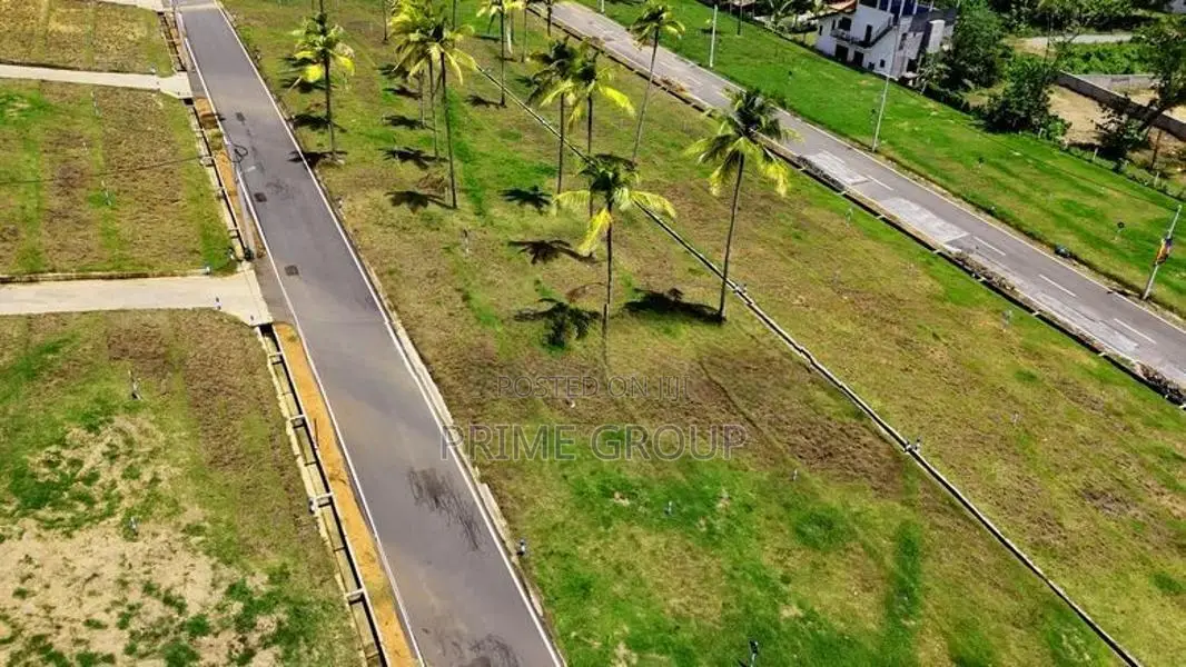 බිම් කොටස් විකිනීමට වලස්මුල්ල නගරයෙන්ම