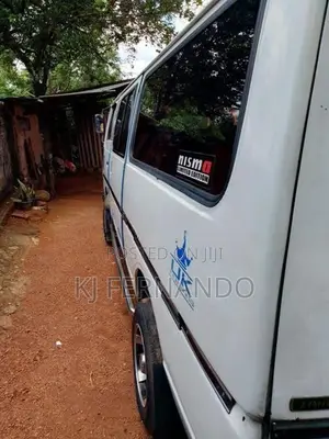 Nissan Caravan 1986