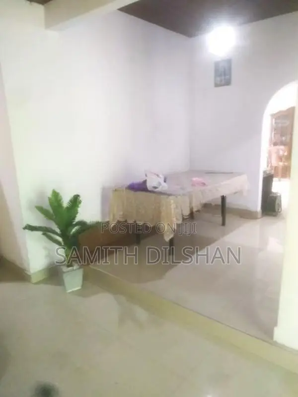 House for Sale in Ja Ela Niwandama