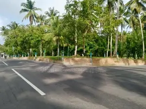 Land for Sale in Yakkala Town