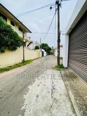Nugegoda (1000 sqft) Warehouse Space Available For Rent