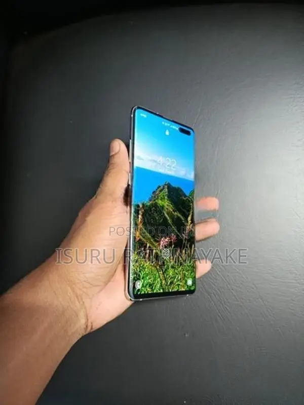 Samsung Galaxy S10 5G (Used)