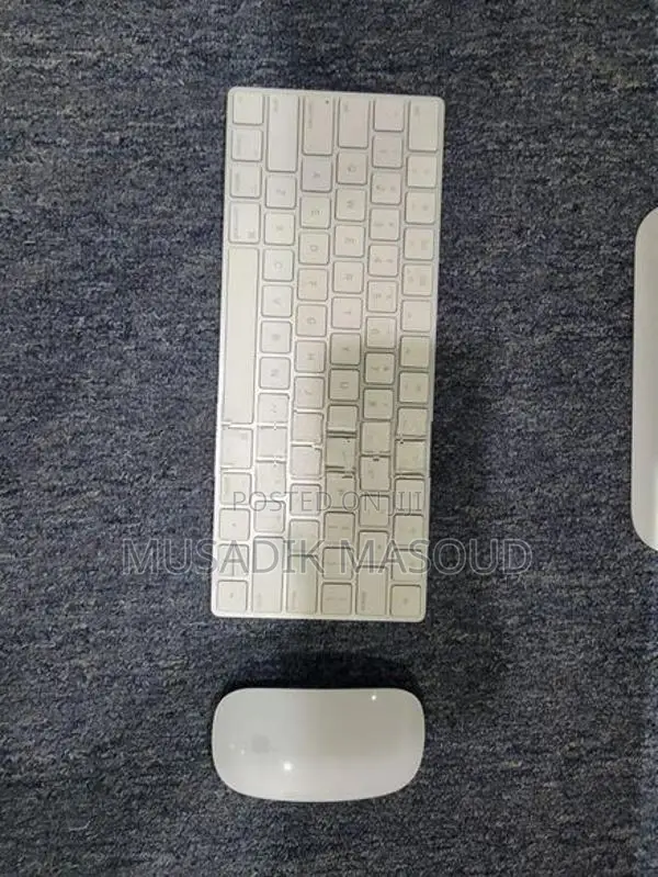 Apple iMac All in One Computer