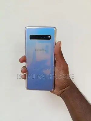 Samsung Galaxy S10 5G (Used)