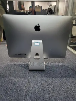 Apple iMac All in One Computer