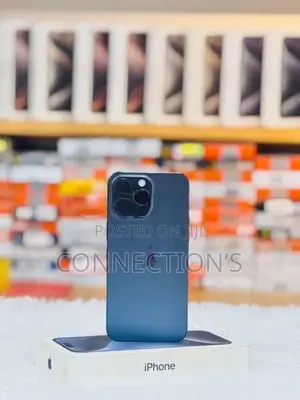 Apple iPhone 15 Pro Max 256GB (Used)