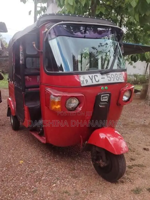 Bajaj RE Three Wheeler 2011