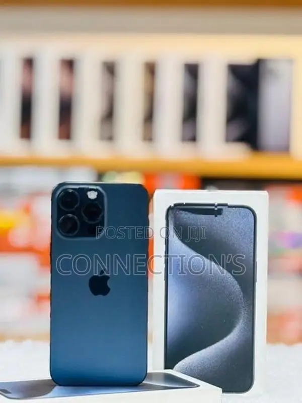 Apple iPhone 15 Pro Max 256GB (Used)