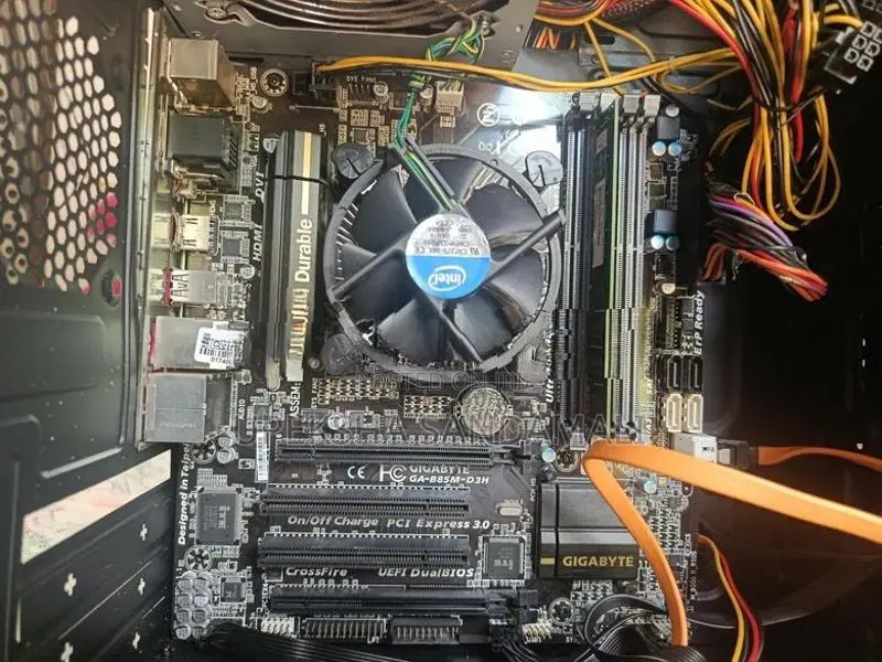 I3 4th Gen 8GB 120GB PC