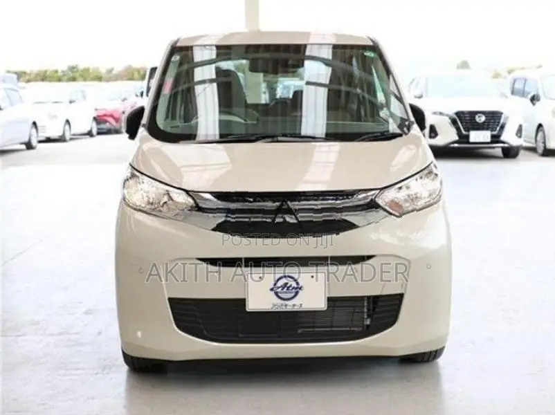 Mitsubishi eK Wagon M 2024