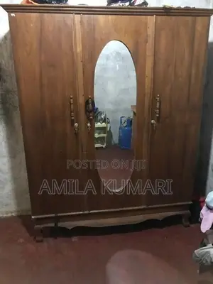 Almirah