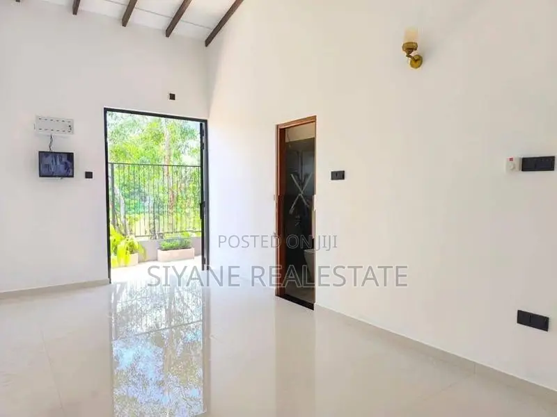 Brand New House For Sale Athurugiriya