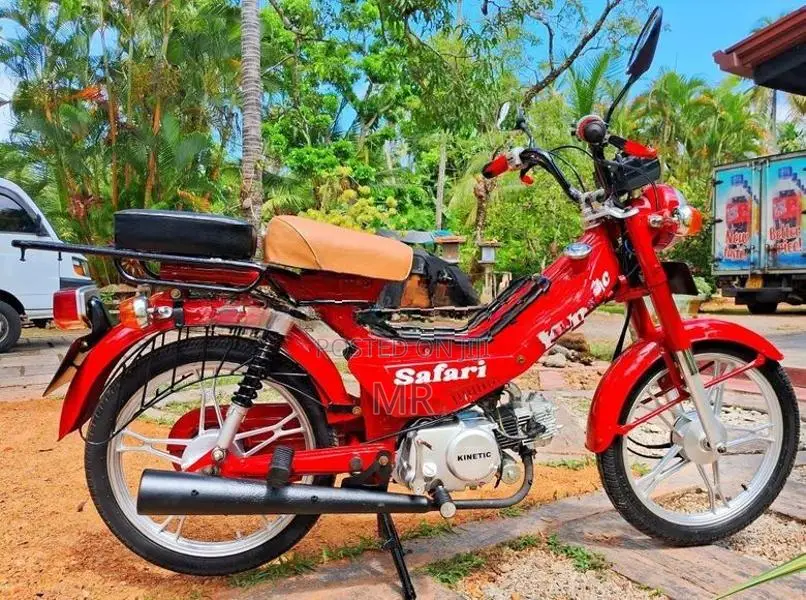 Kinetic Safari 70 2018