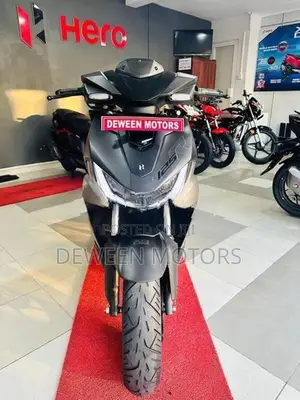 Hero XOOM 125R 2026