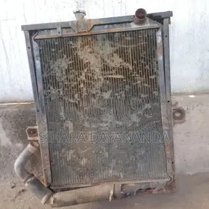 ටිපර් රථ Radiator