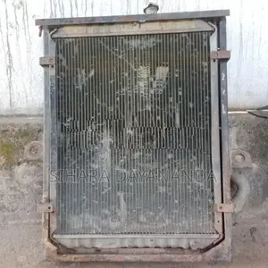 ටිපර් රථ Radiator