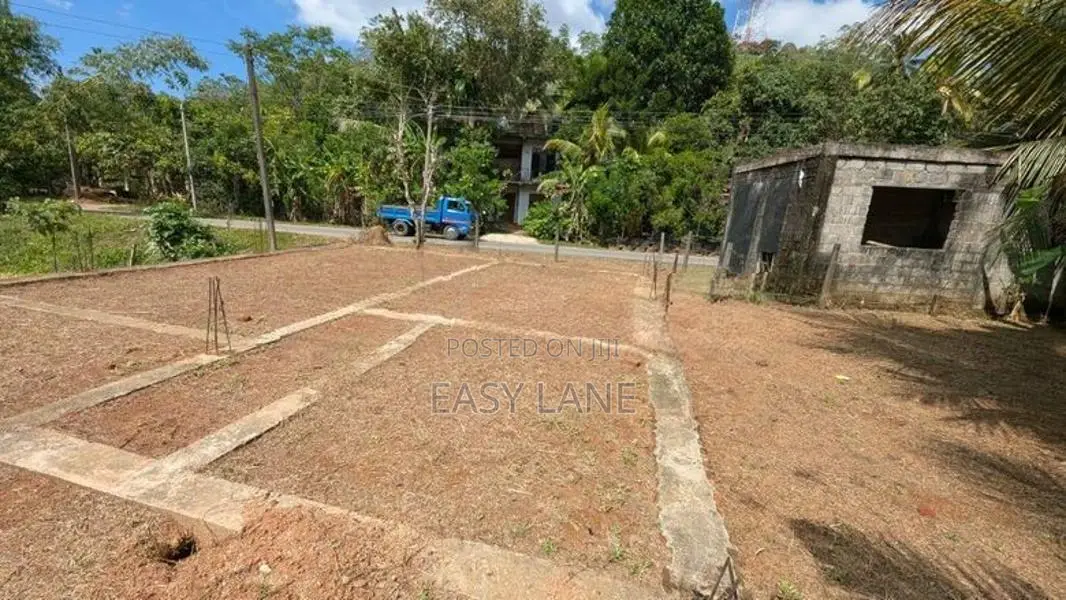 Land for Sale in Hanwella