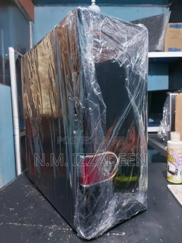 Intel Core i3 4th 4GB/500GB