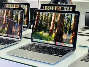 Apple MacBook Air M1 Chip 16GB RAM 512GB SSD