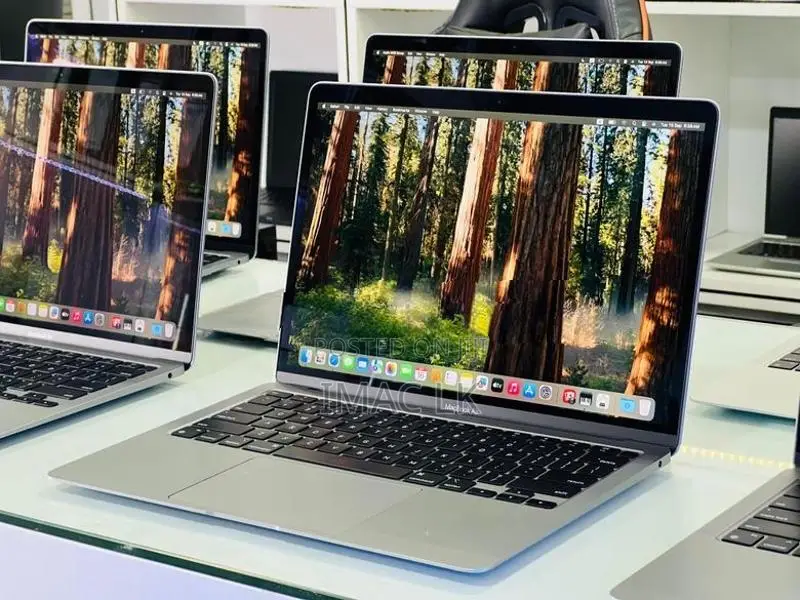 Apple MacBook Air M1 Chip 16GB RAM 512GB SSD