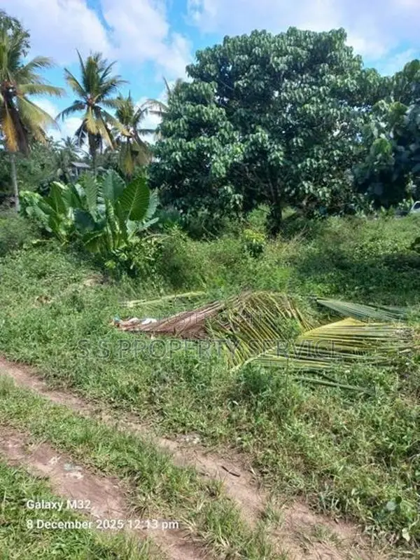 10 Perches Land For Sale in Meegoda (SSPL-377)