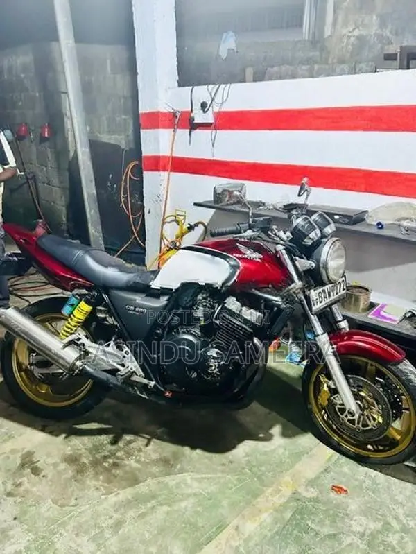 Honda CB4 2002
