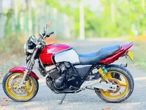 Honda CB4 2002