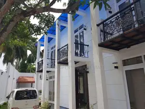 Luxury Modern Super House for Sale in Battaramulla